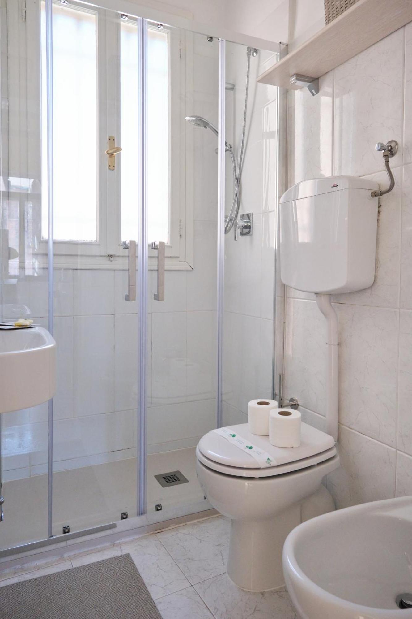 Lustraferi Apartment Venetië Buitenkant foto