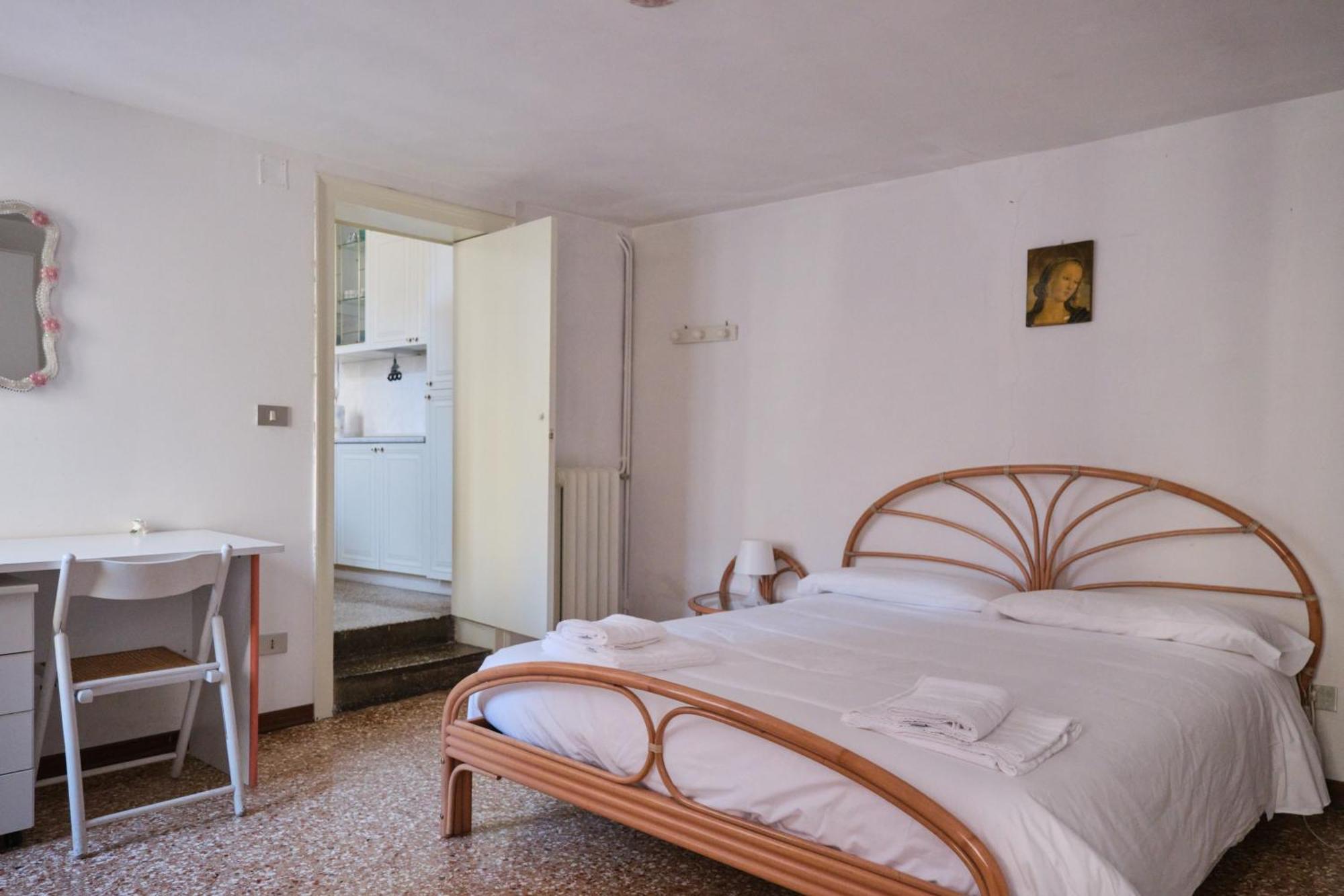 Lustraferi Apartment Venetië Buitenkant foto