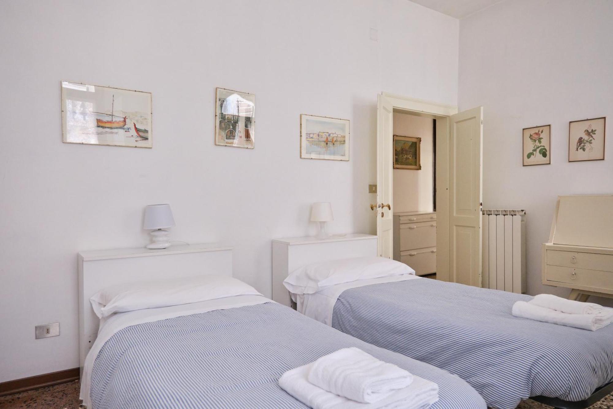 Lustraferi Apartment Venetië Buitenkant foto
