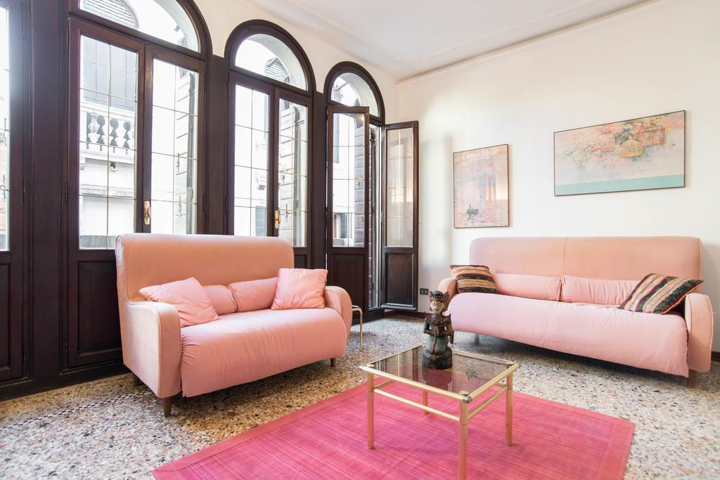 Lustraferi Apartment Venetië Buitenkant foto